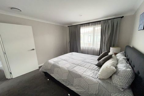 Photo of property in 13 Tawatawa Street, Long Bay, Auckland, 0630
