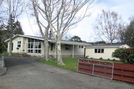 Photo of property in 1 Petersens Road, Aokautere, Palmerston North, 4471
