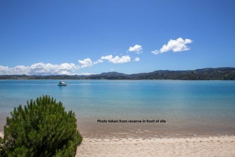 Photo of property in 275 Omaha Drive, Omaha, 0986