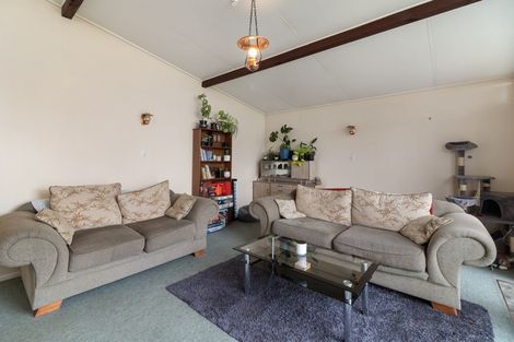 Photo of property in 6b York Street, Eltham, 4322