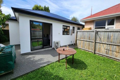Photo of property in 2 Longmuir Street, Ilam, Christchurch, 8041