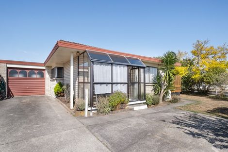 Photo of property in 2 Ngarimu Place, Mount Maunganui, 3116