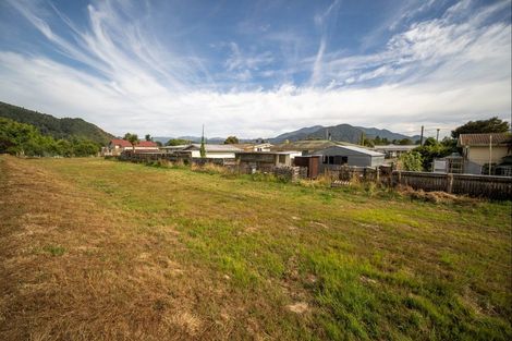 Photo of property in 22 Hampden Street, Murchison, 7007