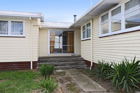 Photo of property in 16 Arbroath Avenue, Flaxmere, Hastings, 4120