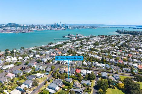 Photo of property in 30 Saint Leonards Road, Devonport, Auckland, 0624