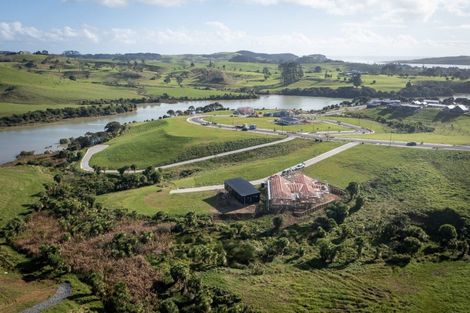Photo of property in 9 Waipatukahu Lane, Raglan, 3225