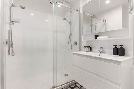 Photo of property in 58/45 Stanley Road, Stanley Point, Auckland, 0624