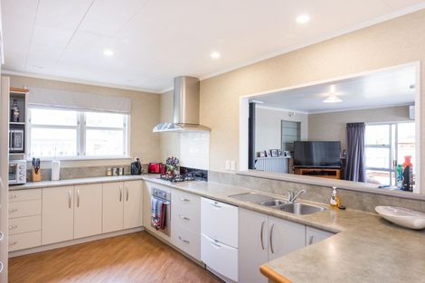 Photo of property in 145 Stanford Street North, Ashhurst, 4810