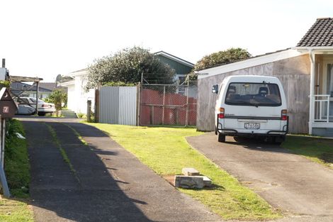 Photo of property in 7 Foster Place, Mangere East, Auckland, 2024