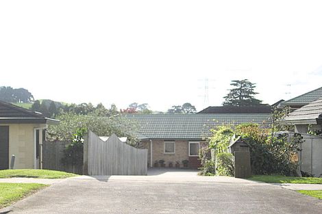 Photo of property in 102 Charles Prevost Drive, The Gardens, Auckland, 2105