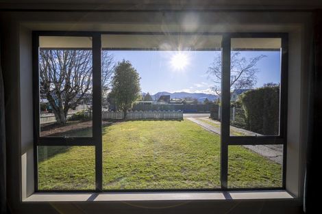 Photo of property in 12 Sutherland Street, Te Anau, 9600