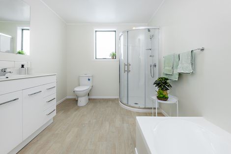 Photo of property in 1/25 Blanes Road, Weymouth, Auckland, 2103