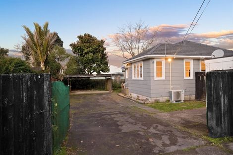 Photo of property in 2/22 Ranui Station Road, Ranui, Auckland, 0612