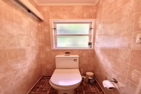 Photo of property in 1 Kohima Drive, Khandallah, Wellington, 6035