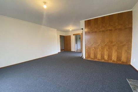 Photo of property in 44 Churton Drive, Churton Park, Wellington, 6037