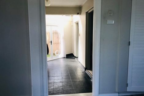 Photo of property in 72 Leslie Street, Waitara, 4320