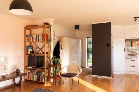 Photo of property in 4/28 Ambler Avenue, Glen Eden, Auckland, 0602