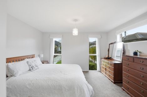 Photo of property in 48 Minaret Ridge, Wanaka, 9305