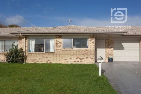 Photo of property in 28 Carlas Way, Ranui, Auckland, 0612