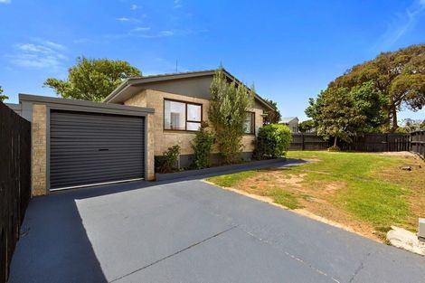 Photo of property in 1/11 Burundi Avenue, Clendon Park, Auckland, 2103