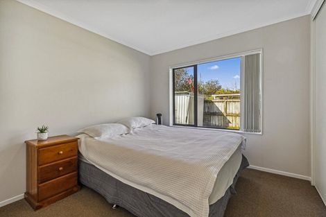 Photo of property in 20 Villino Place, Randwick Park, Auckland, 2105
