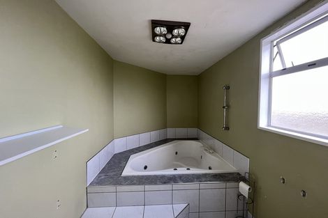 Photo of property in 42 Arkwright Place, Halswell, Christchurch, 8025