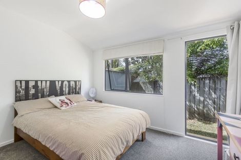 Photo of property in 17a John Road, Stanmore Bay, Whangaparaoa, 0932