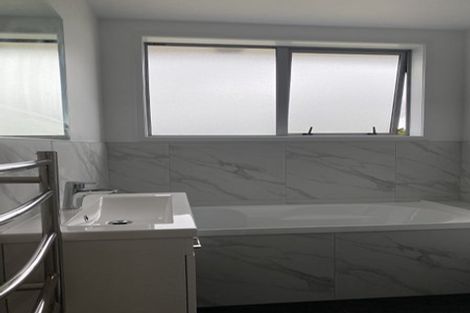 Photo of property in 28a Koromiko Street, New Lynn, Auckland, 0600