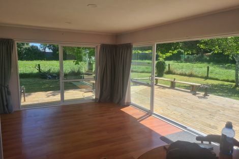 Photo of property in 28 Leeton Drive, Waipukurau, 4200