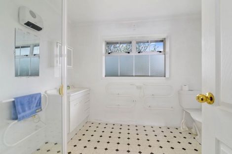 Photo of property in 33 Roosevelt Road, Western Heights, Rotorua, 3015