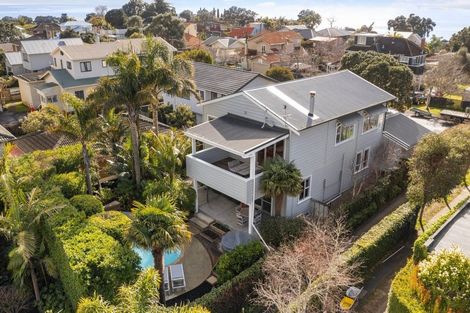 Photo of property in 7 Maleme Avenue, Belmont, Auckland, 0622