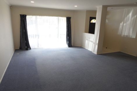 Photo of property in 18 Brittany Drive, Henderson, Auckland, 0612