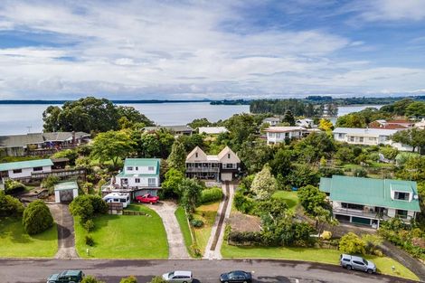 Photo of property in 10 Moana Drive, Tanners Point, Katikati, 3177