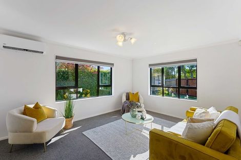 Photo of property in 37 Rosebank Grove, Waikanae, 5036