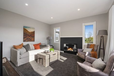 Photo of property in 56 Oakdale Drive, Kinloch, Taupo, 3377