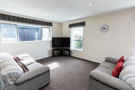 Photo of property in 43 Burma Road, Khandallah, Wellington, 6035