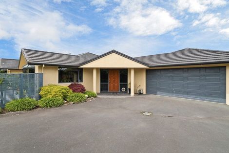 Photo of property in 12 Sunninghurst Drive, Fairfield, Dunedin, 9018