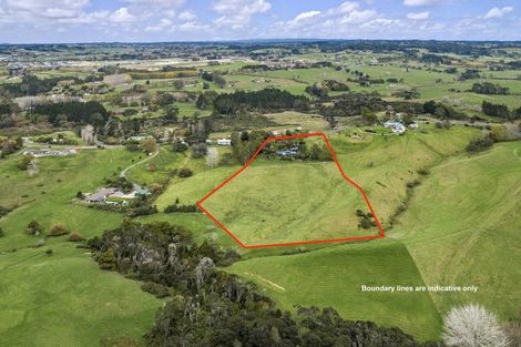 Photo of property in 100 Upper Orewa Road, Wainui, Silverdale, 0992