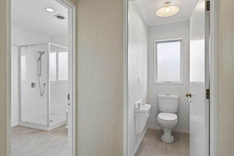 Photo of property in 3/20 Kellyville Heights, Merrilands, New Plymouth, 4312