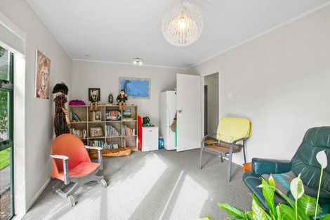 Photo of property in 83a Mangorei Road, Strandon, New Plymouth, 4312