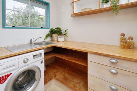 Photo of property in 40 Portman Street, Woolston, Christchurch, 8062