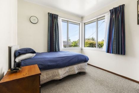 Photo of property in 116 Archers Road, Glenfield, Auckland, 0629