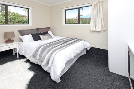 Photo of property in 80 Eugenia Rise, Totara Heights, Auckland, 2105