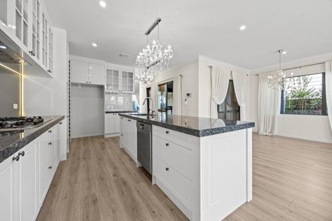 Photo of property in 16 Lime Hill Rise, Flat Bush, Auckland, 2019