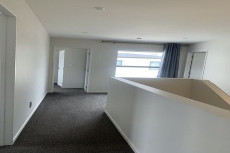 Photo of property in 98 Cardiff Road, Pakuranga, Auckland, 2010