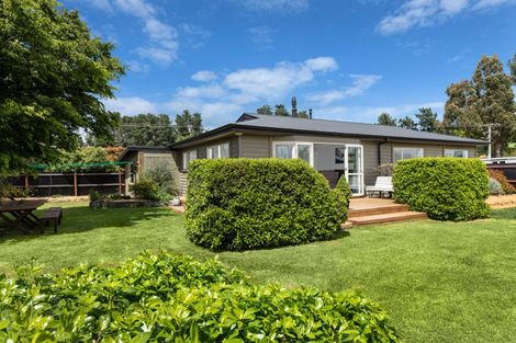 Photo of property in 58 Loach Road, Hawea Flat, Wanaka, 9382