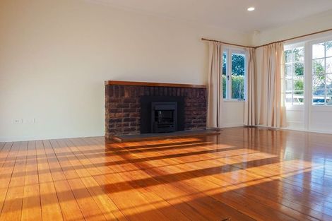 Photo of property in 56 Nile Road, Milford, Auckland, 0620