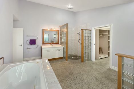 Photo of property in 10 Pohutukawa Avenue, Kaiaua, Pokeno, 2473