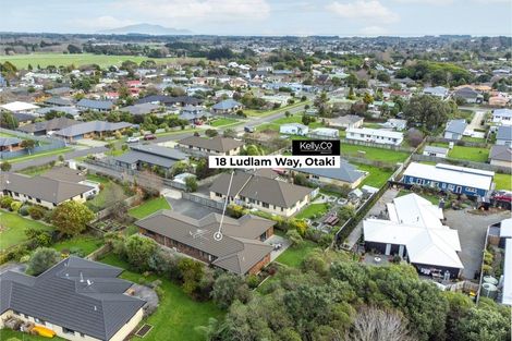 Photo of property in 18 Ludlam Way, Otaki, 5512
