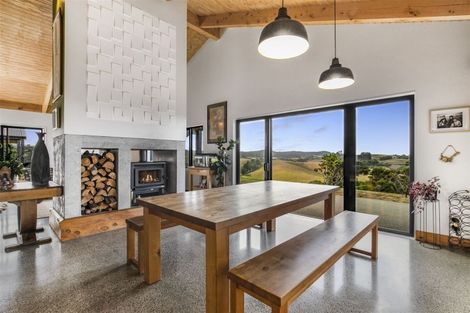 Photo of property in 24b Bethells Road, Waitakere, Auckland, 0816